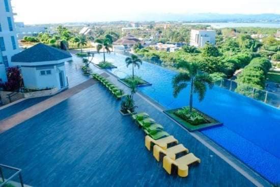 Mactan Newtown Beach Condo Lapu-Lapu City Exteriör bild
